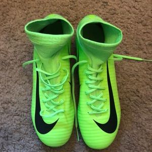 nike mercurial veloce III neon green soccer cleats